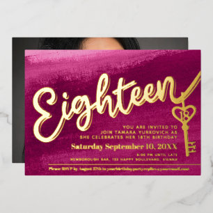 Invitación Con Relieve Metalizado Dieciocho clave de escritura cumpleaños 18 dorado