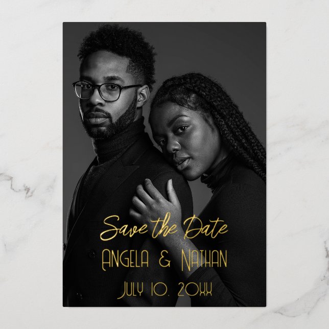 Invitación Con Relieve Metalizado Doble Foto Save the Dates con  (Anverso)