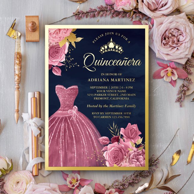 Invitación Con Relieve Metalizado Dorado azul Quinceanera floral rosa mojado (Subido por el creador)