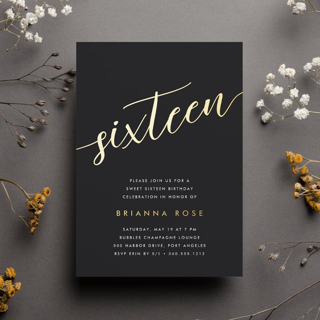 Invitación Con Relieve Metalizado Dorado Script Sweet 16 Fiesta de cumpleaños (Subido por el creador)