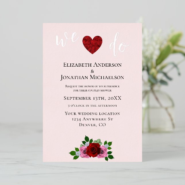 Invitación Con Relieve Metalizado Ducha de las parejas de rosas rojas y rosas (Anverso de pie)