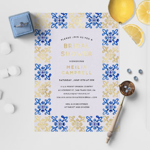 Invitación Con Relieve Metalizado Ducha de Novia con Azulejo Azul Mediterráneo y Hoj