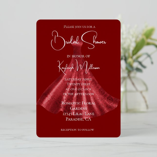 Invitación Con Relieve Metalizado Ducha de Novias de Vestido Rojo (Anverso de pie)