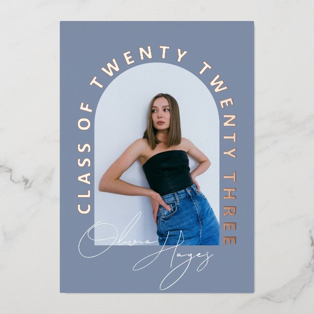 Invitación Con Relieve Metalizado Dusty Blue Arch Photo Graduation (Anverso)
