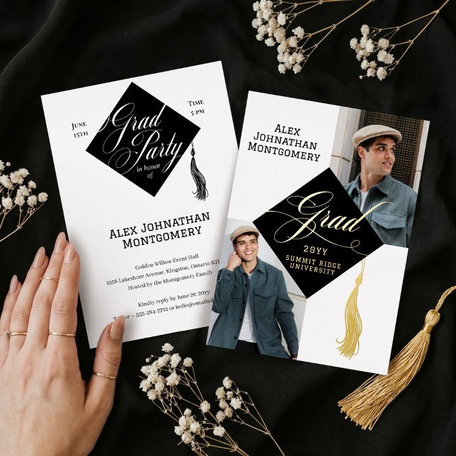 Invitación Con Relieve Metalizado Elegant Black Gold Grad Cap Tassel Graduate Photo (Elegant Black Gold Grad Cap Tassel Graduate Photo Foil Invitation)