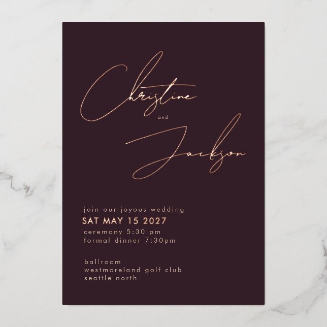Invitación Con Relieve Metalizado Elegant Script Typography Modern Plum Wedding Rose (Anverso)