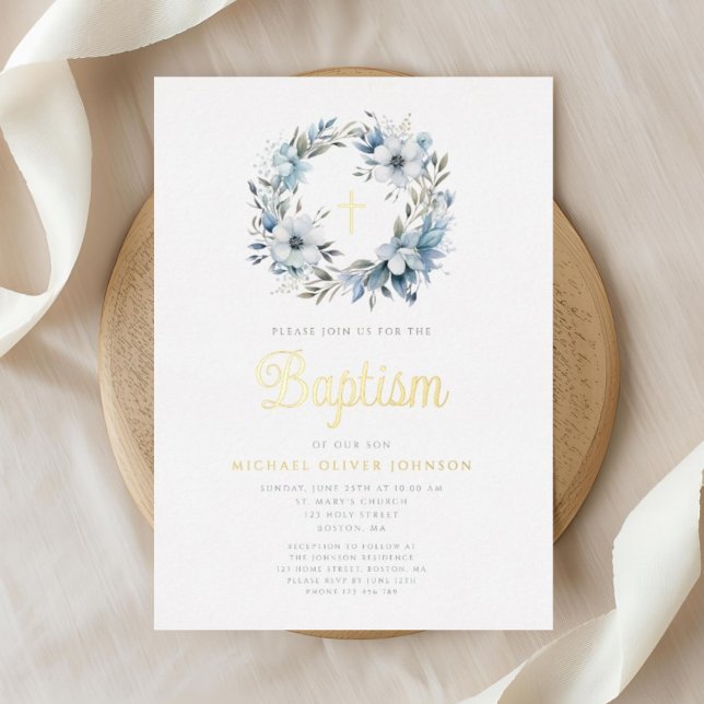 Invitación Con Relieve Metalizado Elegante bautismo de travesía floral azul (Elegant Blue Floral Cross Boy Baptism Foil Invitation)
