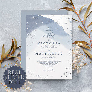 Invitación Con Relieve Metalizado Elegante Boda de Acuarela Azul Polvoriento y Plata