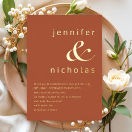 Invitación Con Relieve Metalizado Elegante Boda de Ampersand de Terracota Dorada