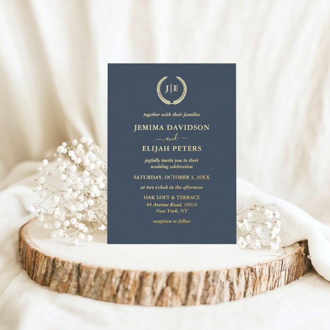Invitación Con Relieve Metalizado Elegante Boda de Monograma Blue y Gold Wreath (Subido por el creador)