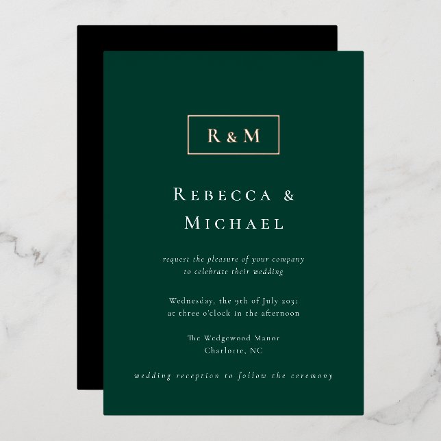 Invitación Con Relieve Metalizado Elegante Boda de Monograma Verde Esmeralda (Anverso/Reverso)