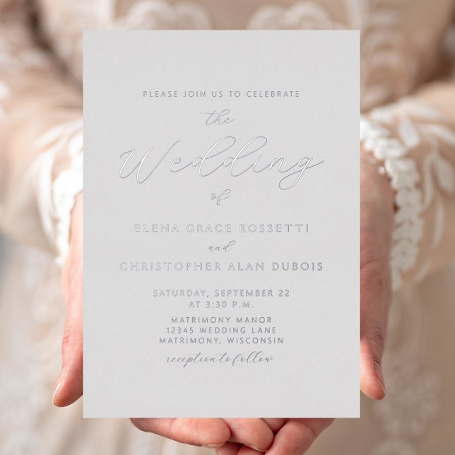 Invitación Con Relieve Metalizado Elegante Boda Gris con guión plateado (Subido por el creador)