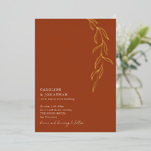 Invitación Con Relieve Metalizado Elegante Boda Otoñal Botánica Terracota Dorada