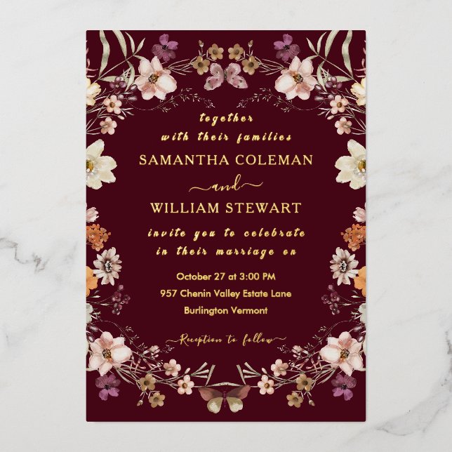 Invitación Con Relieve Metalizado Elegante Boda Rústico de Flor Silvestre de Borgoña (Anverso)