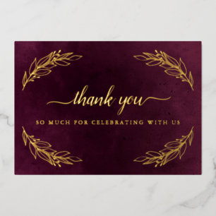 Invitación Con Relieve Metalizado Elegante Borgoña y Boda de oro Gracias