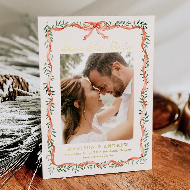 Invitación Con Relieve Metalizado Elegante cinta roja verde foto Guardar la fecha (Subido por el creador)