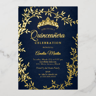 Invitación Con Relieve Metalizado Elegante Corona de Quinceañera de Hoja de Oro y Az