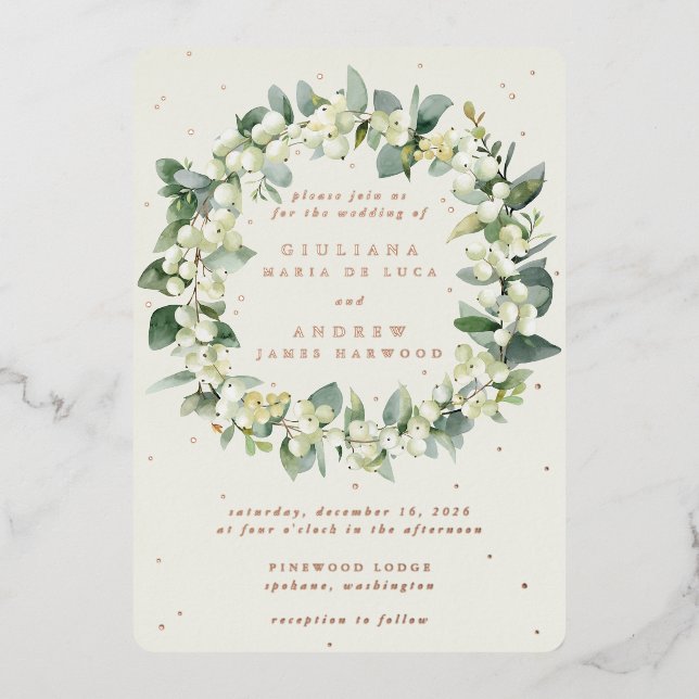 Invitación Con Relieve Metalizado Elegante Crema Snowberry + Eucalyptus Wreath Boda (Anverso)