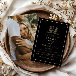 Invitación Con Relieve Metalizado Elegante cresta botánica dorada monograma boda fo