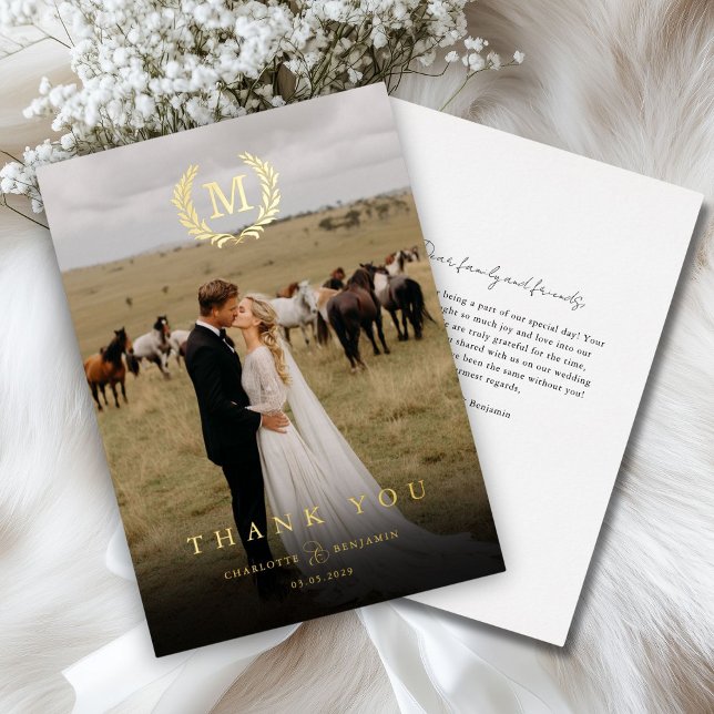 Invitación Con Relieve Metalizado Elegante Escudo Monograma 1 Foto Gracias Boda (Elegant Crest Monogram 1 Photo Thank You Wedding Foil Invitation)