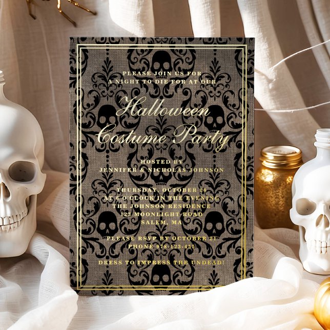 Invitación Con Relieve Metalizado Elegante Fiesta de disfraces de Halloween con crán (Elegant Gothic Skull Halloween Costume Party Foil Invitation)
