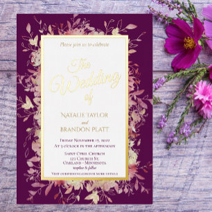 Invitación Con Relieve Metalizado Elegante Floral Nupcial Morado Oscuro Dorado