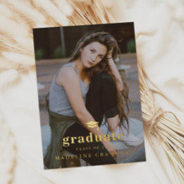 Invitación Con Relieve Metalizado Elegante foto de graduación con gorra de oro