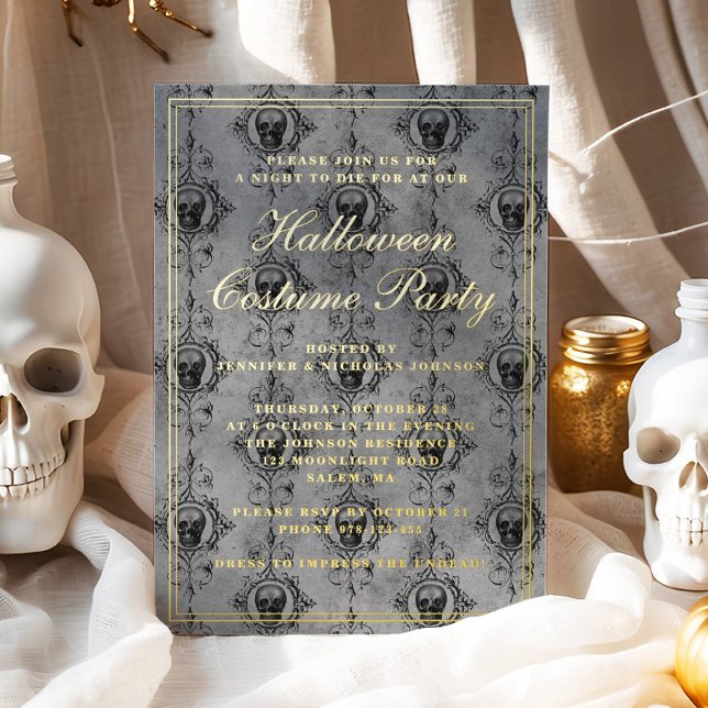 Invitación Con Relieve Metalizado Elegante Gótico Skulls Fiesta de disfraces de Hall (Elegant Gothic Skulls Halloween Costume Party Foil Invitation)