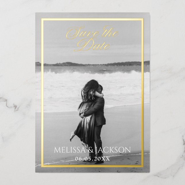 Invitación Con Relieve Metalizado Elegante Guardar la Fecha (Anverso)