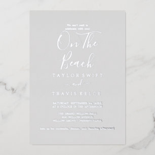 Invitación Con Relieve Metalizado Elegante Hoja de Plata Gris en la Boda de la Pla