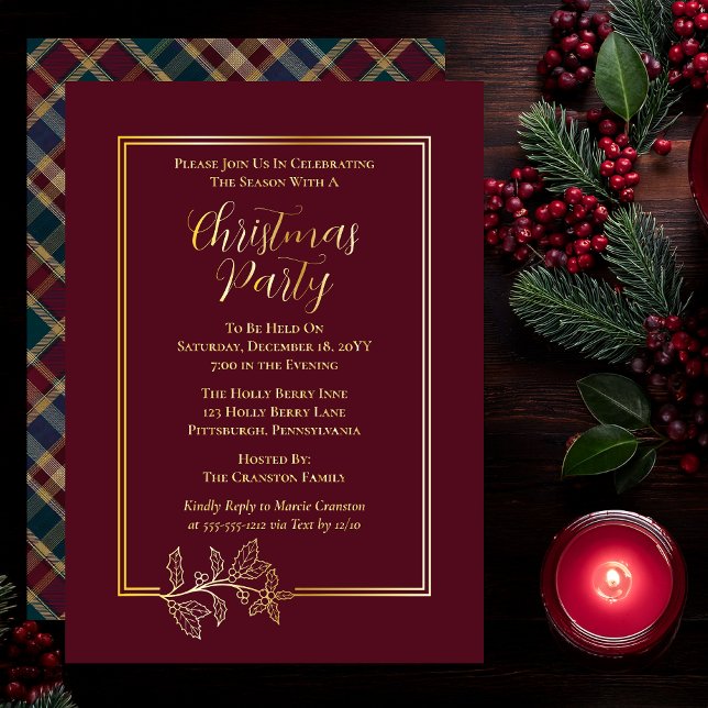 Invitación Con Relieve Metalizado Elegante Holly | Fiesta de Berries Rich Plaid Navi (Elegant Holly and Berries with Rich Plaid Christmas Party Foil Invitations - Dark Cranberry Red)