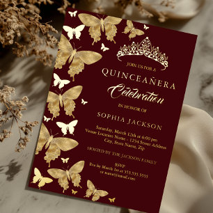 Invitación Con Relieve Metalizado Elegante mariposa borgoñona de oro Quinceanera