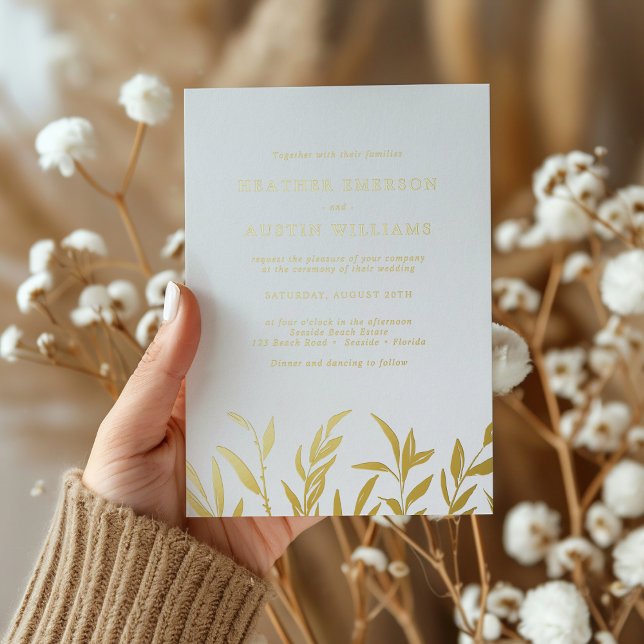 Invitación Con Relieve Metalizado Elegante Relieve metalizado dorado deja Boda (Elegant Modern Gold Foil Leaves Wedding Foil Invitation by Painted Paperie
)