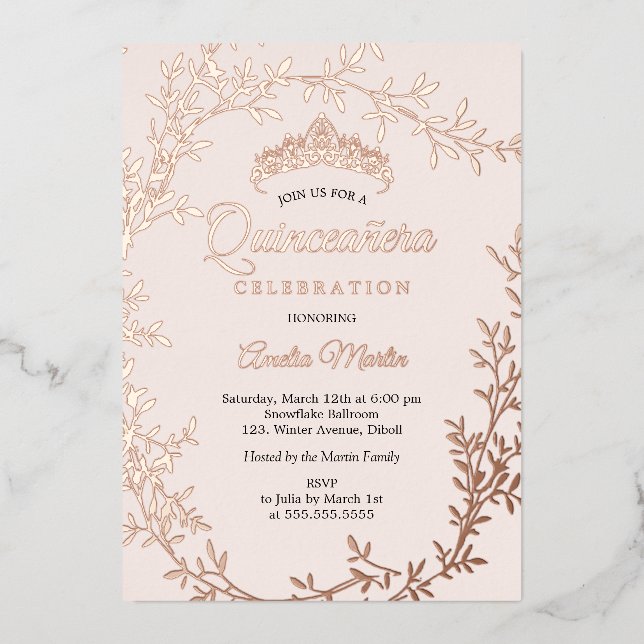 Invitación Con Relieve Metalizado Elegante Rosa Rubor Leaf Wreath Quinceanera (Anverso)
