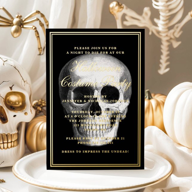 Invitación Con Relieve Metalizado Elegante Skull Halloween Costume Fiesta Gold (Elegant Skull Halloween Costume Party Gold Foil Invitation)