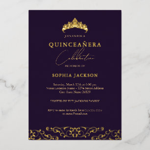Invitación Con Relieve Metalizado Elegante Tiara de Oro Púrpura Quinceañera