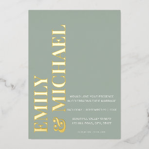 Invitación Con Relieve Metalizado Elegante tipografía negrita verde sage boda minima