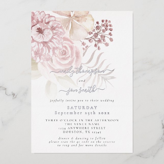 Invitación Con Relieve Metalizado Elegantes Florales Rosa QR Boda de código Real (Anverso)