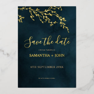 Invitación Con Relieve Metalizado Emerald Verde y Oro Botánico Save the Date