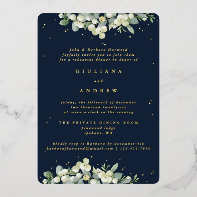 Invitación Con Relieve Metalizado Ensayo Boda de la Marina Oscura Snowberry+Eucalypt (Anverso)