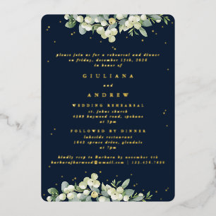 Invitación Con Relieve Metalizado Ensayo de Boda de Navy Oscuro Snowberry+Eucalipto