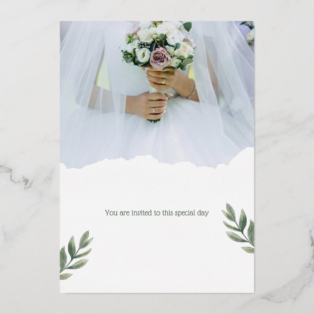 Invitación Con Relieve Metalizado Está invitado a este día especial. (Anverso)