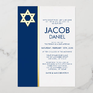 Invitación Con Relieve Metalizado Estrella de David Gold de Navy Blue Bar Mitzvah