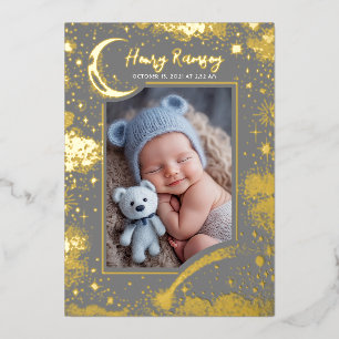 Invitación Con Relieve Metalizado Estrellas Celestiales Gris Suave Fotos de Recién N