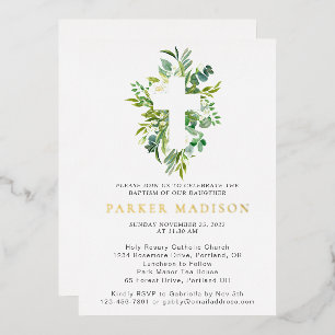 Invitación Con Relieve Metalizado Eucalyptus Floral Verdes cruzan el bautismo de oro