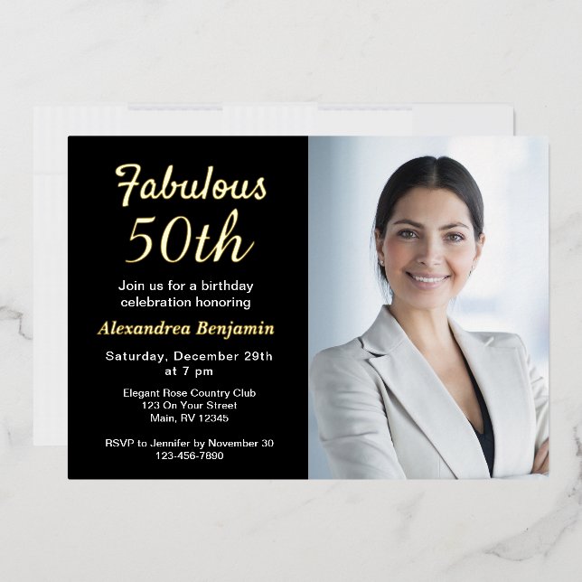 Invitación Con Relieve Metalizado Fabulosa foto de cumpleaños número 50 de Black Gol (Sobre)