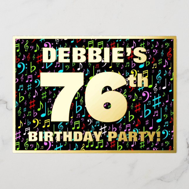 Invitación Con Relieve Metalizado Fiesta de cumpleaños 76 — Símbolos musicales diver (Anverso)