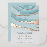 Invitación Con Relieve Metalizado Fiesta de cumpleaños de Marble de Luxe Aqua o cual<br><div class="desc">Celénela con estas invitaciones de Relieve metalizado de moda que son perfectas para celebraciones de cumpleaños o cualquier ocasión. El diseño lujoso está decorado con un fondo de mármol acuático con una vetina de Relieve metalizado dorado subió y detalles de fiesta bajo letras modernas. La ocasión o el nombre del...</div>