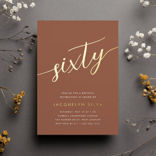 Invitación Con Relieve Metalizado Fiesta de Cumpleaños Sesenta con Guión Dorado