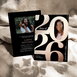 Invitación Con Relieve Metalizado Fiesta de Graduación con Foto de Moda en Rosa Dora
